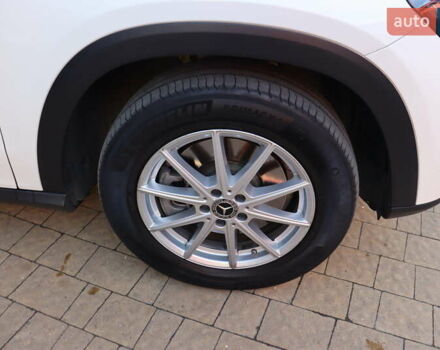 Белый Мерседес ГЛЕ-Класс, объемом двигателя 2 л и пробегом 34 тыс. км за 79900 $, фото 3 на Automoto.ua