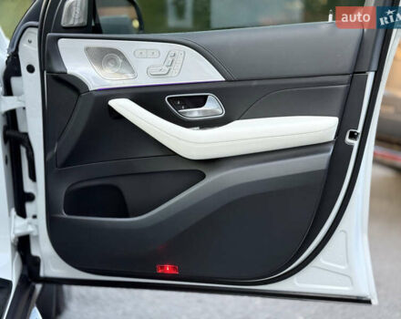 Белый Мерседес ГЛЕ-Класс, объемом двигателя 1.99 л и пробегом 10 тыс. км за 73900 $, фото 22 на Automoto.ua