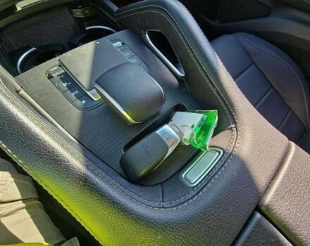 Белый Мерседес ГЛЕ-Класс, объемом двигателя 0 л и пробегом 37 тыс. км за 724 $, фото 13 на Automoto.ua