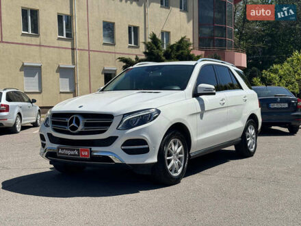 Мерседес ГЛЕ-Клас 2015 у Запоріжжя на Automoto.ua Білий Мерседес ГЛЕ-Клас, об'ємом двигуна 2.2 л та пробігом 100 тис. км за 28490 $, фото 1 на Automoto.ua