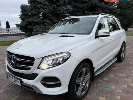 Белый Мерседес ГЛЕ-Класс, объемом двигателя 2.14 л и пробегом 271 тыс. км за 29500 $, фото 1 на Automoto.ua