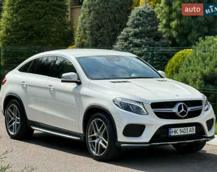 Белый Мерседес ГЛЕ-Класс, объемом двигателя 3 л и пробегом 175 тыс. км за 37800 $, фото 1 на Automoto.ua