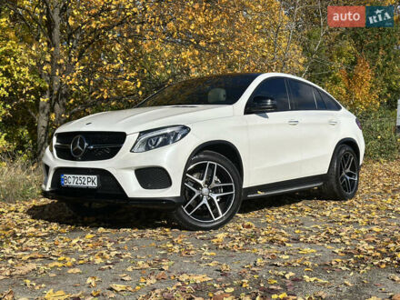 Мерседес ГЛЕ-Класс 2015 в Стрые на Automoto.ua Белый Мерседес ГЛЕ-Класс, объемом двигателя 3 л и пробегом 155 тыс. км за 46900 $, фото 1 на Automoto.ua