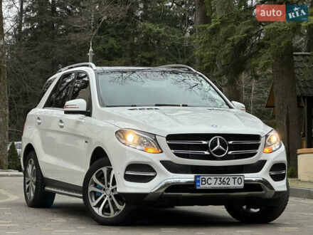 Белый Мерседес ГЛЕ-Класс, объемом двигателя 3 л и пробегом 198 тыс. км за 26500 $, фото 1 на Automoto.ua