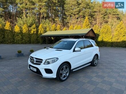 Белый Мерседес ГЛЕ-Класс, объемом двигателя 3 л и пробегом 204 тыс. км за 26000 $, фото 1 на Automoto.ua