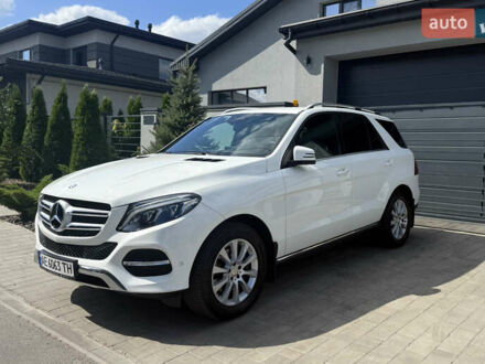 Белый Мерседес ГЛЕ-Класс, объемом двигателя 2.99 л и пробегом 121 тыс. км за 32000 $, фото 1 на Automoto.ua