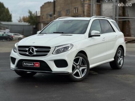 Белый Мерседес ГЛЕ-Класс, объемом двигателя 2.1 л и пробегом 101 тыс. км за 31990 $, фото 1 на Automoto.ua