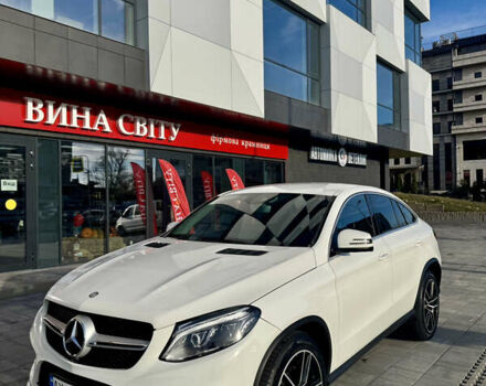 Белый Мерседес ГЛЕ-Класс, объемом двигателя 2.99 л и пробегом 159 тыс. км за 45000 $, фото 1 на Automoto.ua