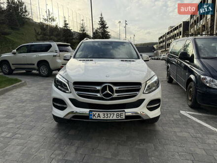 Мерседес ГЛЕ-Класс 2017 в Киеве на Automoto.ua Белый Мерседес ГЛЕ-Класс, объемом двигателя 2.14 л и пробегом 119 тыс. км за 34000 $, фото 1 на Automoto.ua