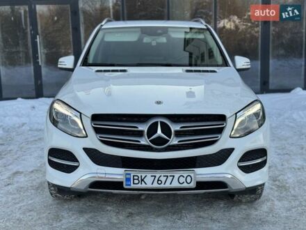 Белый Мерседес ГЛЕ-Класс, объемом двигателя 2.14 л и пробегом 198 тыс. км за 29500 $, фото 1 на Automoto.ua