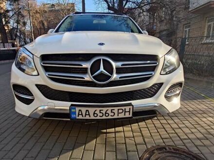 Белый Мерседес ГЛЕ-Класс, объемом двигателя 2.14 л и пробегом 150 тыс. км за 29999 $, фото 1 на Automoto.ua