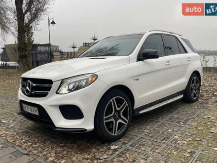 Мерседес ГЛЕ-Класс 2017 в Киеве на Automoto.ua Белый Мерседес ГЛЕ-Класс, объемом двигателя 3 л и пробегом 140 тыс. км за 36000 $, фото 1 на Automoto.ua