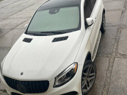 Белый Мерседес ГЛЕ-Класс, объемом двигателя 2.99 л и пробегом 72 тыс. км за 60000 $, фото 1 на Automoto.ua