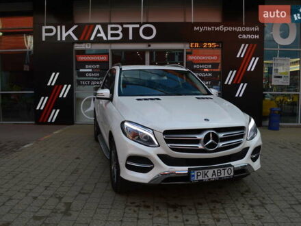 Мерседес ГЛЕ-Класс 2017 в Львове на Automoto.ua Белый Мерседес ГЛЕ-Класс, объемом двигателя 2.2 л и пробегом 53 тыс. км за 39900 $, фото 1 на Automoto.ua