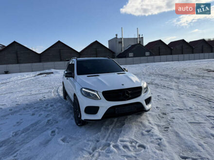 Белый Мерседес ГЛЕ-Класс, объемом двигателя 3 л и пробегом 48 тыс. км за 46000 $, фото 1 на Automoto.ua