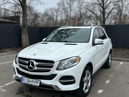 Белый Мерседес ГЛЕ-Класс, объемом двигателя 3.5 л и пробегом 110 тыс. км за 25500 $, фото 1 на Automoto.ua
