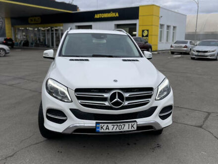 Белый Мерседес ГЛЕ-Класс, объемом двигателя 2.2 л и пробегом 285 тыс. км за 24500 $, фото 1 на Automoto.ua