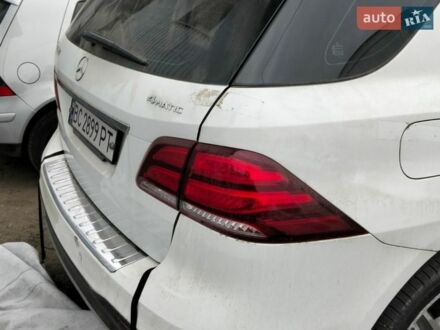 Белый Мерседес ГЛЕ-Класс, объемом двигателя 2.99 л и пробегом 155 тыс. км за 16999 $, фото 1 на Automoto.ua