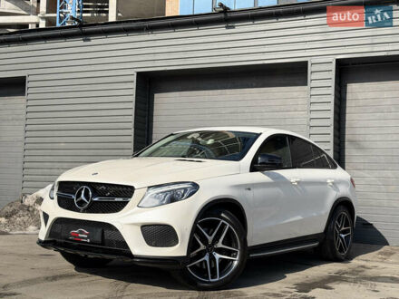Белый Мерседес ГЛЕ-Класс, объемом двигателя 3 л и пробегом 133 тыс. км за 40900 $, фото 1 на Automoto.ua