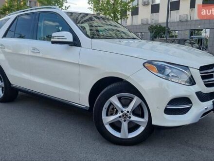 Белый Мерседес ГЛЕ-Класс, объемом двигателя 3 л и пробегом 61 тыс. км за 32900 $, фото 1 на Automoto.ua