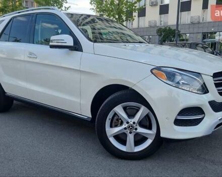 Белый Мерседес ГЛЕ-Класс, объемом двигателя 3 л и пробегом 61 тыс. км за 32900 $, фото 1 на Automoto.ua