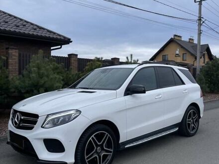 Мерседес ГЛЕ-Класс 2018 в Киеве на Automoto.ua Белый Мерседес ГЛЕ-Класс, объемом двигателя 2.14 л и пробегом 102 тыс. км за 38900 $, фото 1 на Automoto.ua