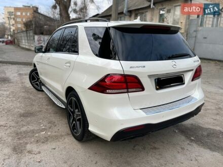 Белый Мерседес ГЛЕ-Класс, объемом двигателя 3 л и пробегом 105 тыс. км за 41000 $, фото 1 на Automoto.ua