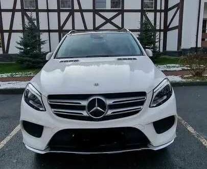Белый Мерседес ГЛЕ-Класс, объемом двигателя 3 л и пробегом 85 тыс. км за 35750 $, фото 1 на Automoto.ua