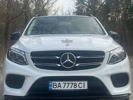 Белый Мерседес ГЛЕ-Класс, объемом двигателя 3 л и пробегом 75 тыс. км за 60000 $, фото 1 на Automoto.ua