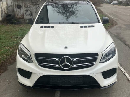 Белый Мерседес ГЛЕ-Класс, объемом двигателя 3 л и пробегом 160 тыс. км за 38000 $, фото 1 на Automoto.ua