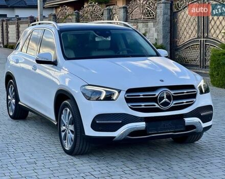 Мерседес ГЛЕ-Класс 2019 в Ровно на Automoto.ua Белый Мерседес ГЛЕ-Класс, объемом двигателя 1.95 л и пробегом 50 тыс. км за 65000 $, фото 1 на Automoto.ua