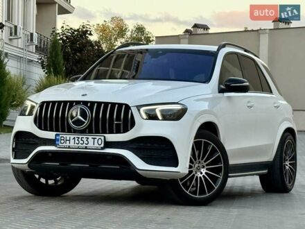 Мерседес ГЛЕ-Класс 2019 в Одессе на Automoto.ua Белый Мерседес ГЛЕ-Класс, объемом двигателя 1.95 л и пробегом 100 тыс. км за 65900 $, фото 1 на Automoto.ua