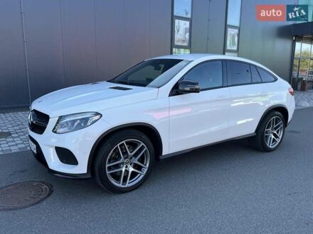 Мерседес ГЛЕ-Класс 2019 в Киеве на Automoto.ua Белый Мерседес ГЛЕ-Класс, объемом двигателя 3 л и пробегом 98 тыс. км за 55000 $, фото 1 на Automoto.ua