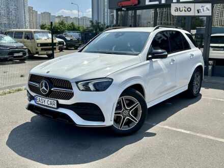 Мерседес ГЛЕ-Клас 2020 у Києві на Automoto.ua Білий Мерседес ГЛЕ-Клас, об'ємом двигуна 3 л та пробігом 62 тис. км за 77900 $, фото 1 на Automoto.ua