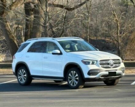 Белый Мерседес ГЛЕ-Класс, объемом двигателя 2 л и пробегом 33 тыс. км за 14500 $, фото 1 на Automoto.ua