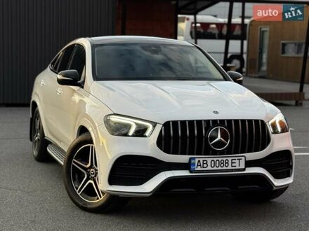 Мерседес ГЛЕ-Клас 2021 у Києві на Automoto.ua Білий Мерседес ГЛЕ-Клас, об'ємом двигуна 2.93 л та пробігом 90 тис. км за 71900 $, фото 1 на Automoto.ua