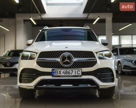 Мерседес ГЛЕ-Класс 2021 в Хмельницком на Automoto.ua Белый Мерседес ГЛЕ-Класс, объемом двигателя 1.99 л и пробегом 42 тыс. км за 62500 $, фото 1 на Automoto.ua