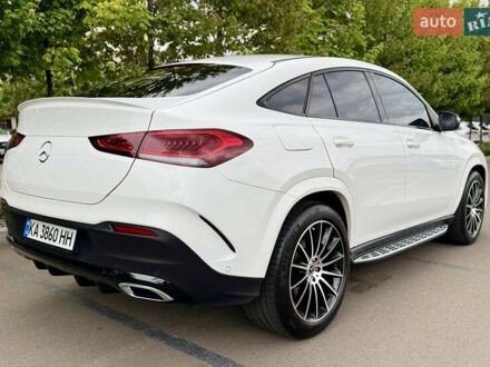 Мерседес ГЛЕ-Класс 2021 в Киеве на Automoto.ua Белый Мерседес ГЛЕ-Класс, объемом двигателя 2.93 л и пробегом 91 тыс. км за 75555 $, фото 1 на Automoto.ua