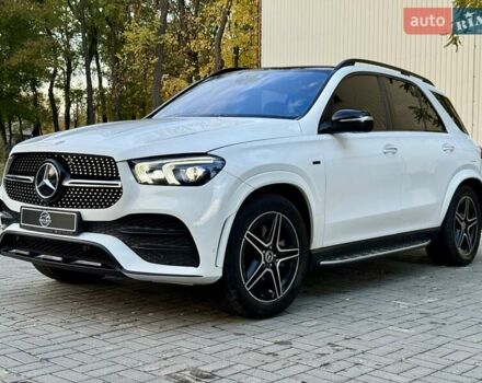 Мерседес ГЛЕ-Класс 2021 в Днепре (Днепропетровске) на Automoto.ua Белый Мерседес ГЛЕ-Класс, объемом двигателя 1.99 л и пробегом 105 тыс. км за 65500 $, фото 1 на Automoto.ua