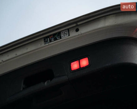 Бежевый Мерседес ГЛЕ-Класс, объемом двигателя 3 л и пробегом 56 тыс. км за 75900 $, фото 40 на Automoto.ua