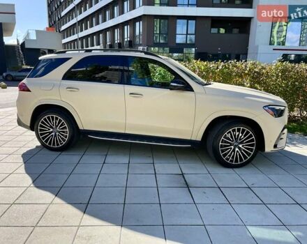 Бежевый Мерседес ГЛЕ-Класс, объемом двигателя 1.99 л и пробегом 11 тыс. км за 98888 $, фото 2 на Automoto.ua