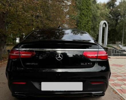 Черный Мерседес ГЛЕ-Класс, объемом двигателя 3 л и пробегом 269 тыс. км за 49500 $, фото 6 на Automoto.ua