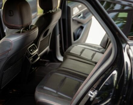 Чорний Мерседес ГЛЕ-Клас, об'ємом двигуна 3 л та пробігом 99 тис. км за 99000 $, фото 7 на Automoto.ua