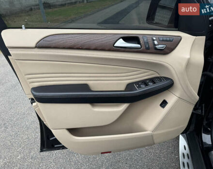 Черный Мерседес ГЛЕ-Класс, объемом двигателя 3 л и пробегом 89 тыс. км за 39999 $, фото 28 на Automoto.ua