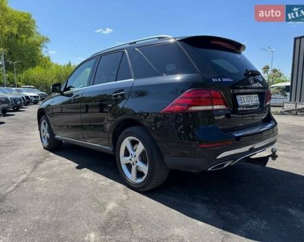 Черный Мерседес ГЛЕ-Класс, объемом двигателя 2.14 л и пробегом 280 тыс. км за 23500 $, фото 6 на Automoto.ua