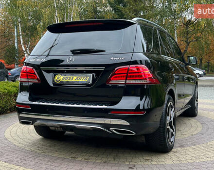 Мерседес ГЛЕ-Класс 2015 в Львове на Automoto.ua Черный Мерседес ГЛЕ-Класс, объемом двигателя 2.99 л и пробегом 177 тыс. км за 37900 $, фото 6 на Automoto.ua