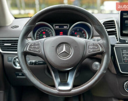 Мерседес ГЛЕ-Класс 2015 в Львове на Automoto.ua Черный Мерседес ГЛЕ-Класс, объемом двигателя 2.99 л и пробегом 177 тыс. км за 37900 $, фото 9 на Automoto.ua