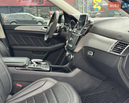 Чорний Мерседес ГЛЕ-Клас, об'ємом двигуна 5.5 л та пробігом 99 тис. км за 45000 $, фото 56 на Automoto.ua