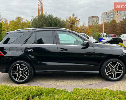 Мерседес ГЛЕ-Класс 2015 в Львове на Automoto.ua Черный Мерседес ГЛЕ-Класс, объемом двигателя 2.99 л и пробегом 177 тыс. км за 37900 $, фото 7 на Automoto.ua