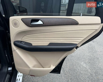 Черный Мерседес ГЛЕ-Класс, объемом двигателя 3 л и пробегом 89 тыс. км за 39999 $, фото 18 на Automoto.ua